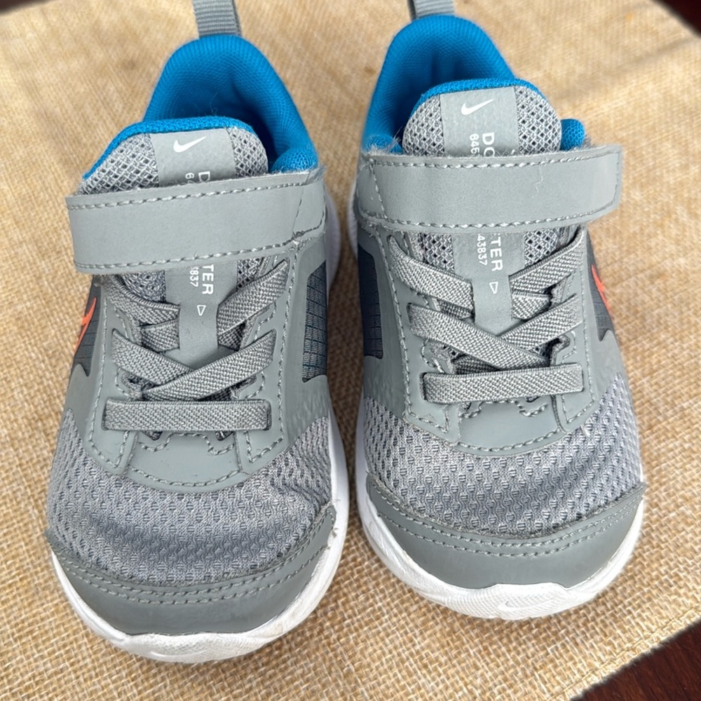 Nike downshifter sneakers 6C